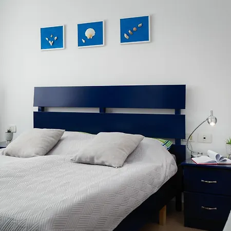 Dajmon Sea View Apartament *