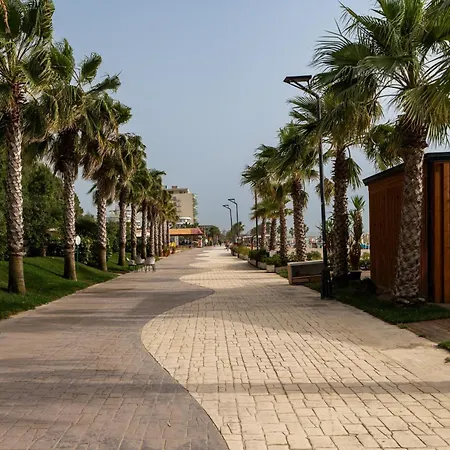 Dajmon Sea View Апартаменты Голем