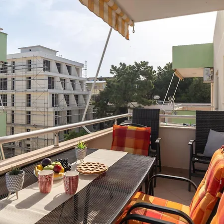 Apartment Dajmon Sea View Golem (Tirana)