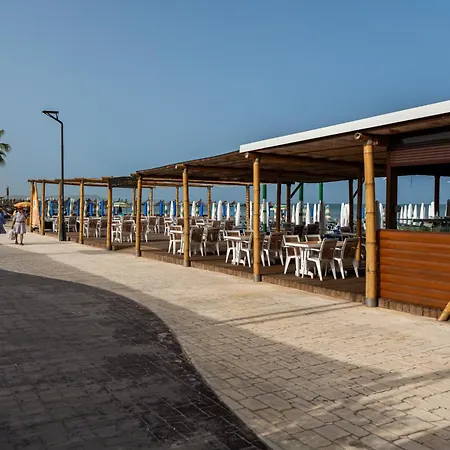Dajmon Sea View Апартаменты *