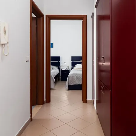 Dajmon Sea View Apartament Golem (Tirana)